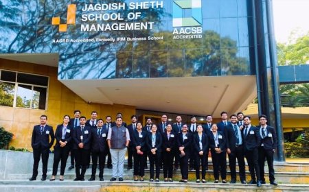 Role-Defined Career Tracks Pay Rich Dividends at JAGSoM