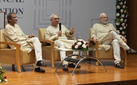 Nadir Godrej Calls Upon Ahmedabad University's Class of 2023 to Use Interdisciplinary Skill Along with an Unrelenting Will