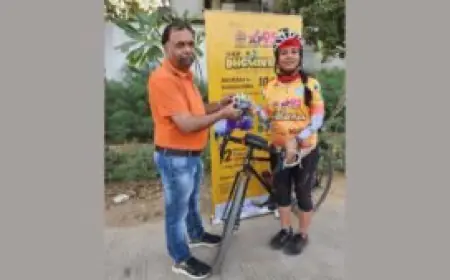 Cyclist Firoza reached Ahmedabad for ‘Tour of Dholavira’