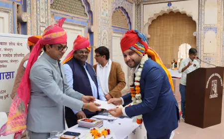 RJ Nikhil Rathore Honored with Inaugural 'Haji Zafar Khan Sindhi Rajasthani Award'