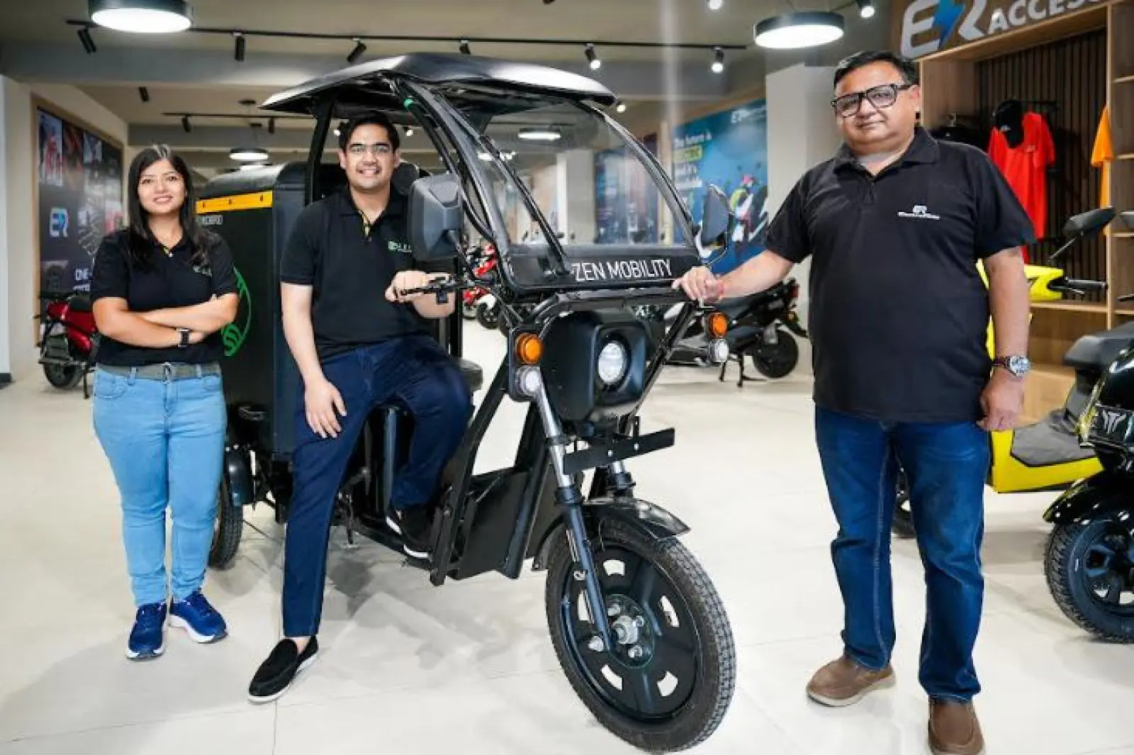 Zen Mobility Partners with ElectroRide to Launch the First Experience Center in Delhi NCR
