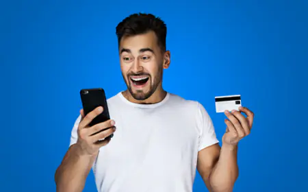 Bajaj Markets Helps Users Build Credit with 30+ Credit Card Options