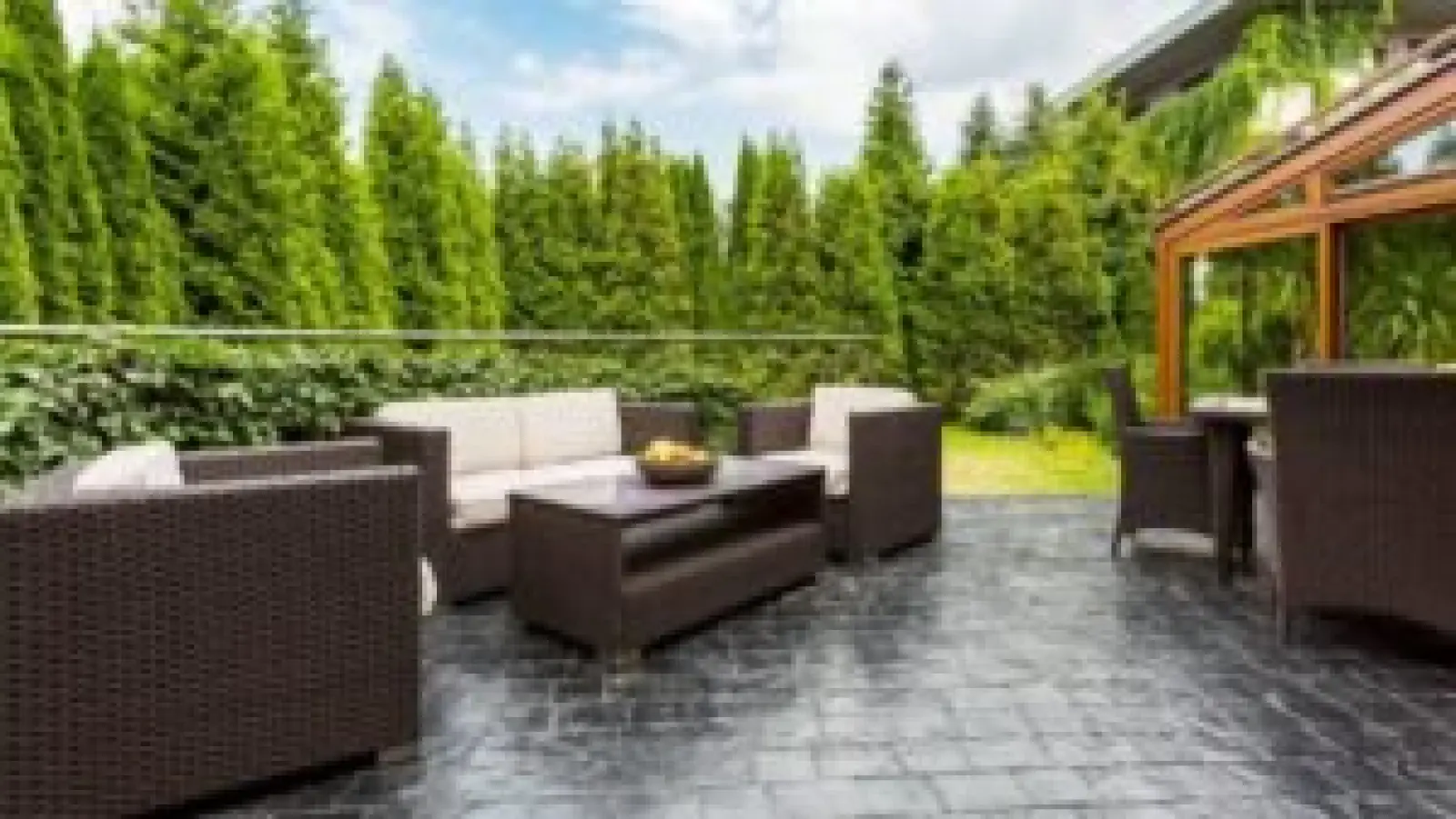 Dine, Lounge, and Entertain Beyond the Walls: Extend Your Living Space with Outdoor Furniture