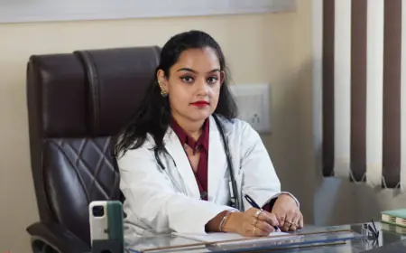 Dr. Harshmeet Arora Was Given The Healthcare And Fitness Award