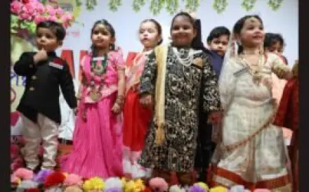 Kolkata’s 21 Palli Ballygunge performs Khunti Puja as a run up to the Durga puja festivities