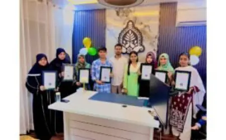 Poshak Chikan Studio: Reviving Tradition and Crafting Success