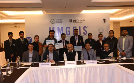 MMGEIS Students Take a Leap Toward Building a Stronger Geospatial Community