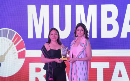 Charupsi Lap Honored with National Impact Award 2025 for Best Model in Mrs Category