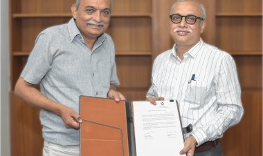 Prof Ashok Banerjee Assumes Charge as New Director, IIM Udaipur