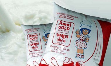 Milk of Amul and Mother Dairy for Rs. Expensive