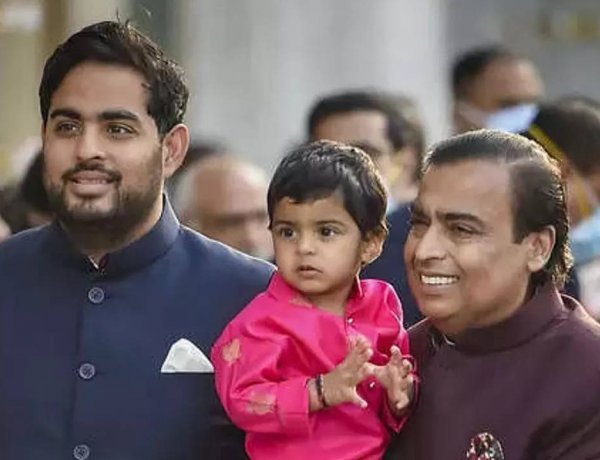 Threats to Mukesh Ambani again: "Will finish the family in 3 hours"