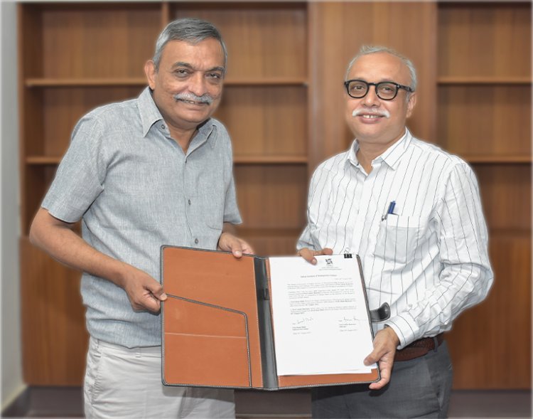 Prof Ashok Banerjee Assumes Charge as New Director, IIM Udaipur