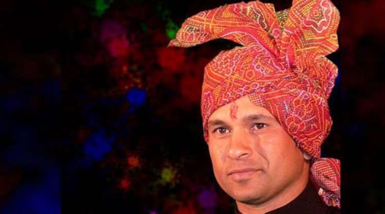 Sachin tied a turban in Marathi style