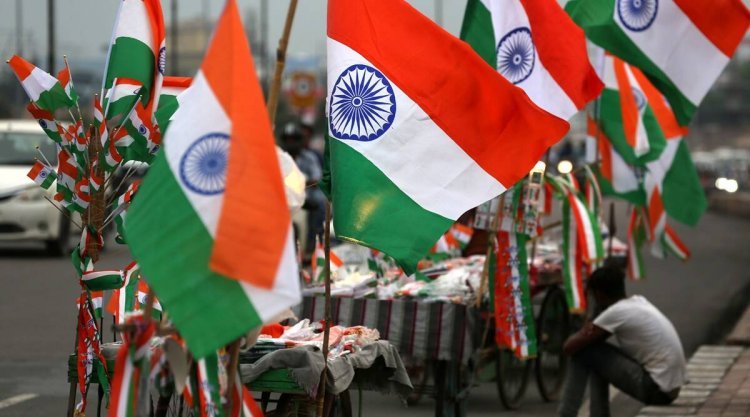 Action on not hoisting the tricolour in schools on August 15