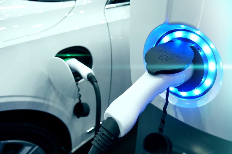 New batteries to be 6 times as powerful by 2025: EV cars will run 1000 km on 15 minutes of charge