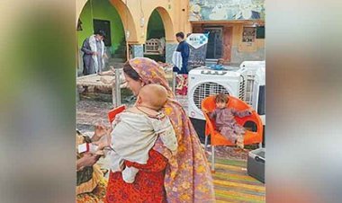 Humanity tops despite floods in PAK: Food and shelter for 300 Muslims in the temple