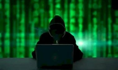 Bank Fraud Can Happen To You Through Facebook, Or WhatsApp, Know Safety Tips