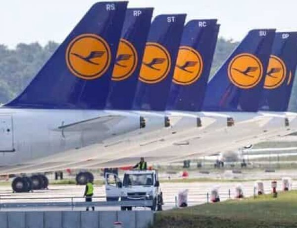 800 flights of Lufthansa cancelled due to pilots' strike