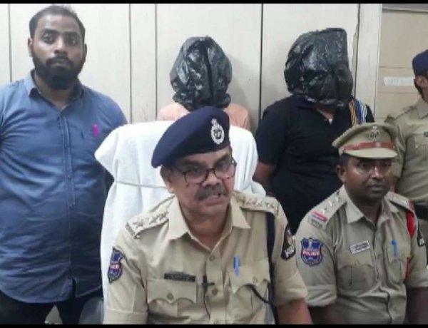 Gang rape in Hyderabad: Accused kidnapped a minor girl and took her to two hotels