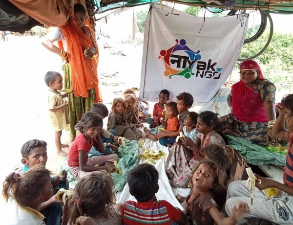 Nayak Sanstha of Jaipur will take care of the food and education of more than 50 children