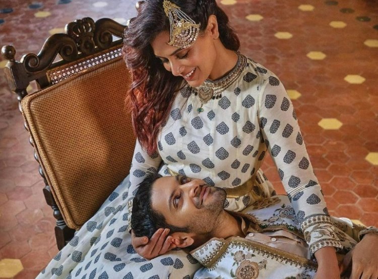 Richa and Ali left for Delhi for marriage on October 4