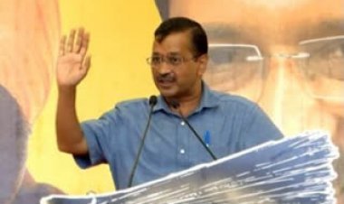 Kejriwal's suggestion - there should be a picture of Lakshmi-Ganesh on the currency