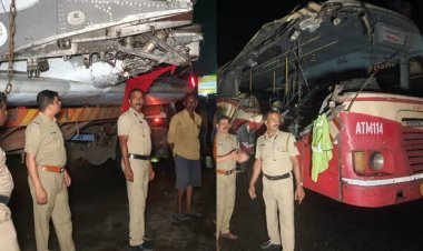 Airplane wing kept in the truck collided with the bus