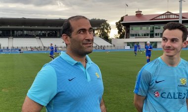 Captain of Australian blind football team Amir Abdi