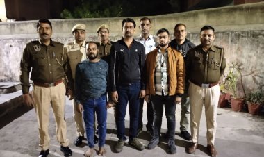 Late-night police caught three including Aziz, weapons, vehicle recovered by police