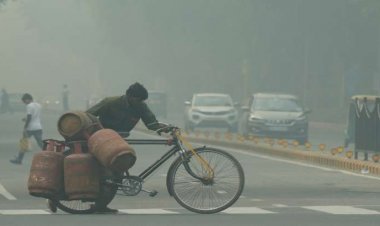 AQI of most areas crossed 300; cold also increased