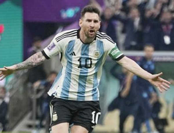 Football World Cup: Argentina won by Messi's goal: beat Mexico 2-0
