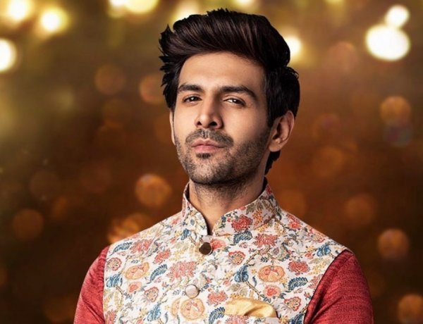 Kartik Aaryan gve an answer on being called a replacement actor