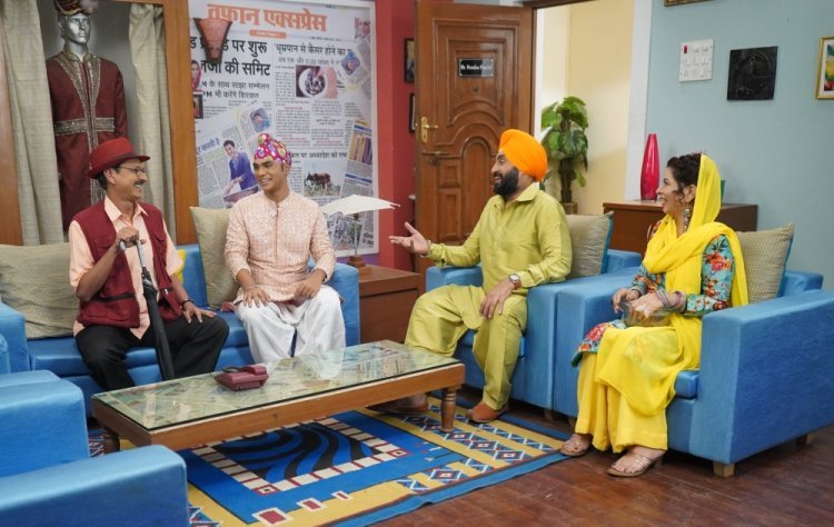 TMKUC: Here are some inside pictures of Mr. & Mrs. Sodhi's Gurunanak Jayanti celebrations