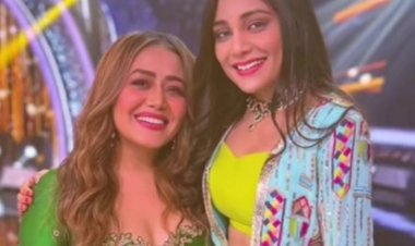 Kavya limaye bonds with her idol Neha Kakkar on set