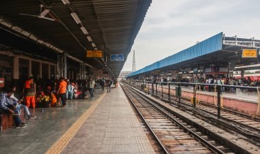 2 suspicious bags found at Mumbai's Dadar station