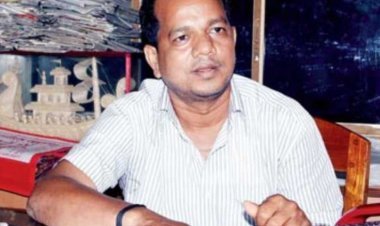 Income tax raid on Beedi factory in West Bengal: Raids at two dozen places in Kolkata-Murshidabad