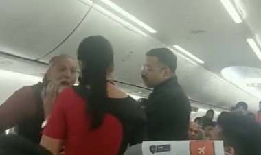 Passenger misbehaves with air hostess in SpiceJet flight