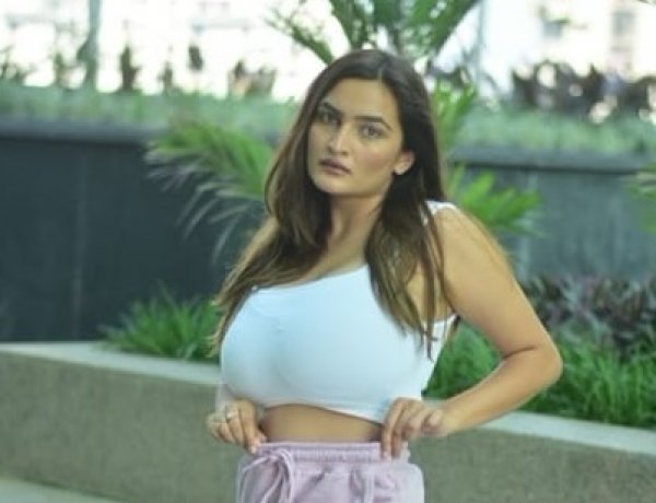 Fashion Blogger Sonali Malhotra talks about facing body shaming most of the time and the cut throat competition in the Influencer world