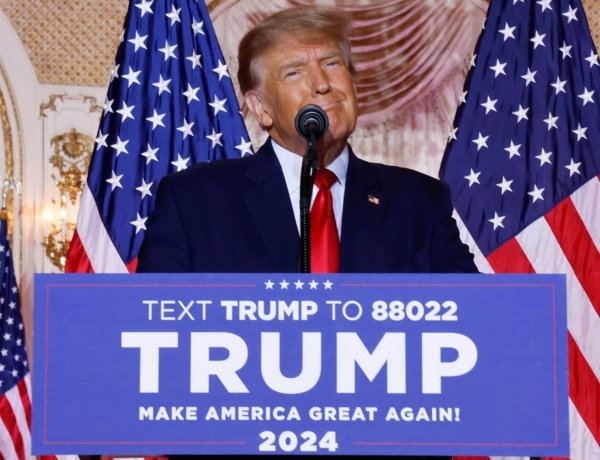 Donald Trump starts campaign to become President again