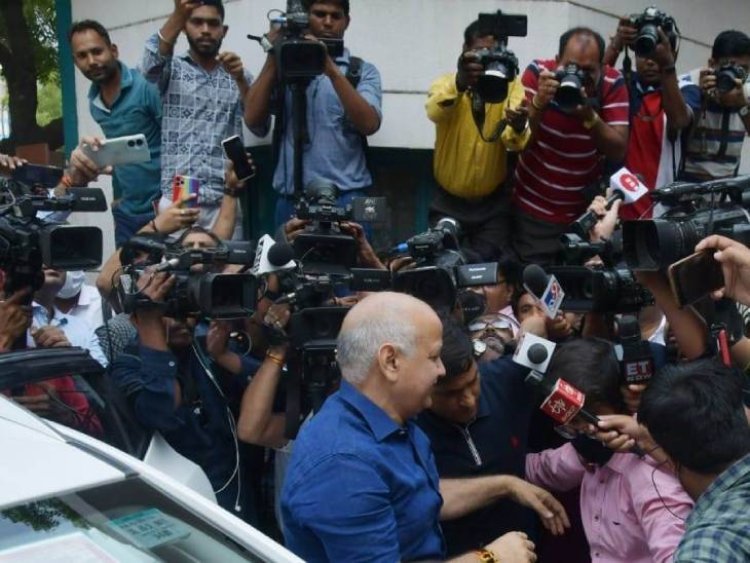 CBI raids Manish Sisodia's house: Deputy CM of Delhi said - Welcome, the investigating agency