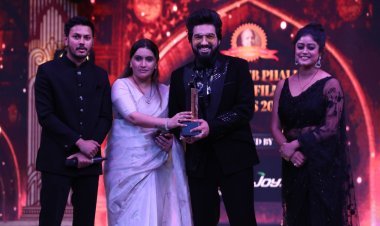 Sachet Tandon Wins Best Playback Singer-Male at Dadasaheb Phalke Awards for 'Maiyya Mainu'