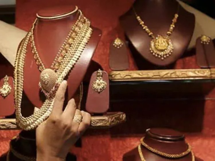 Enforcement Directorate seizes assets worth Rs 305 cr of Joyalukkas, raids 5 premises