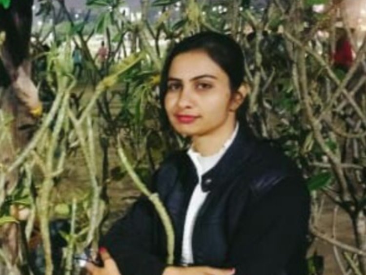 Dead body found hanging in woman's house in Jaipur