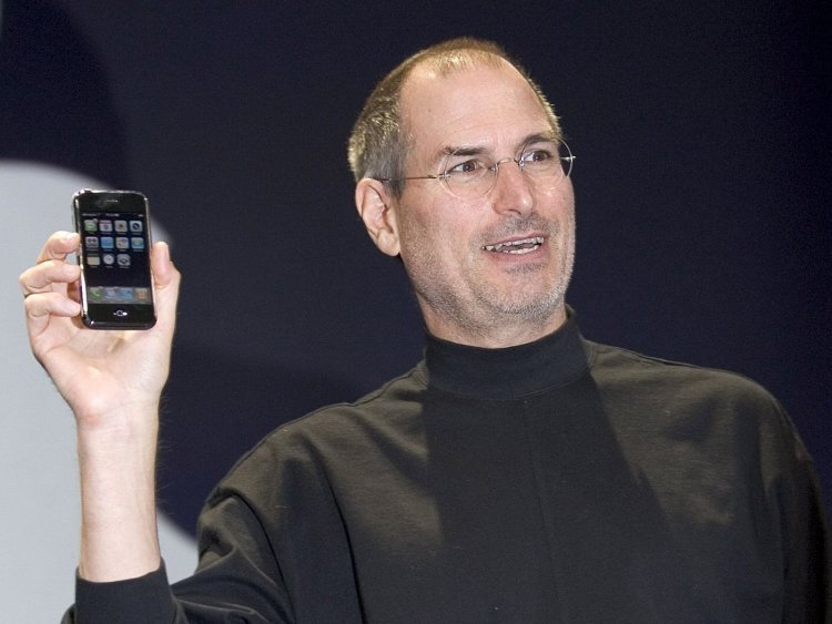 How Apple became the world's number one premium phone brand, Steve Jobs or Tim Cook
