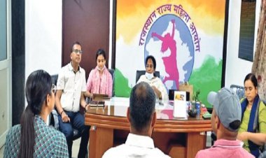 After taking the fee, neither got admission to the university nor returned the money