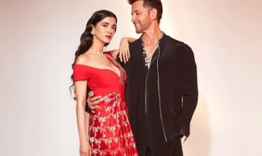 Hrithik to live-in with girlfriend Saba: Will shift to flats worth 100 crores as soon as renovation is complete