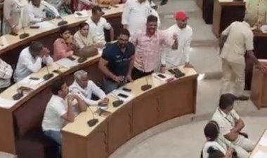 Former mayor's allegation on the current mayor on the general meeting