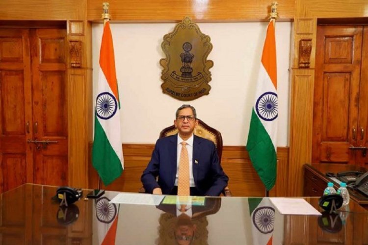 CJI said- Judge should be careful while speaking during live streaming