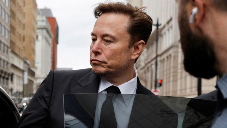 Musk's father went bankrupt 25 years ago, had to sleep on the floor in a one-bedroom apartment