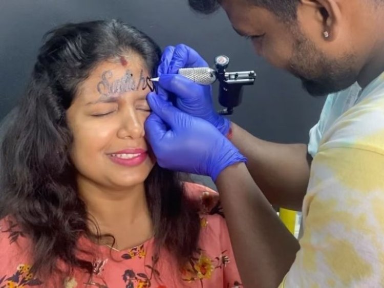 Girl got her husband's name tattooed on her forehead: the machine started to panic as soon as it started running